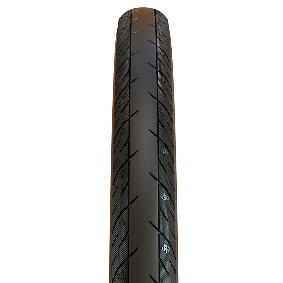 010867-16-700::1::010867-16-700::Maxxis, Detonator, Pneu pour hybride, 700x25C, Rigide, Tringle, Single, 60TPI, Noir