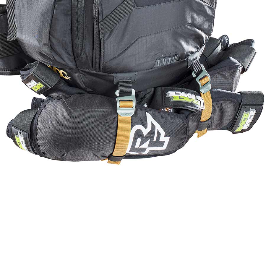 720583-01-S::7::720583-01-S::EVOC, FR Trail Blackline, Sac à dos, 20L, Noir, S
