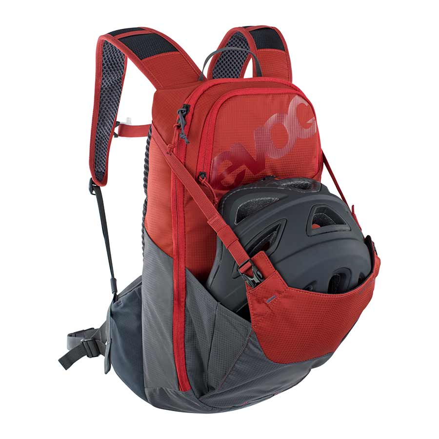 721368-02::4::721368-02::EVOC, Ride 12, Sac d'hydratation, Volume: 12L, Réservoir: Inclus (2L), Rouge Chili/Gris Carbone