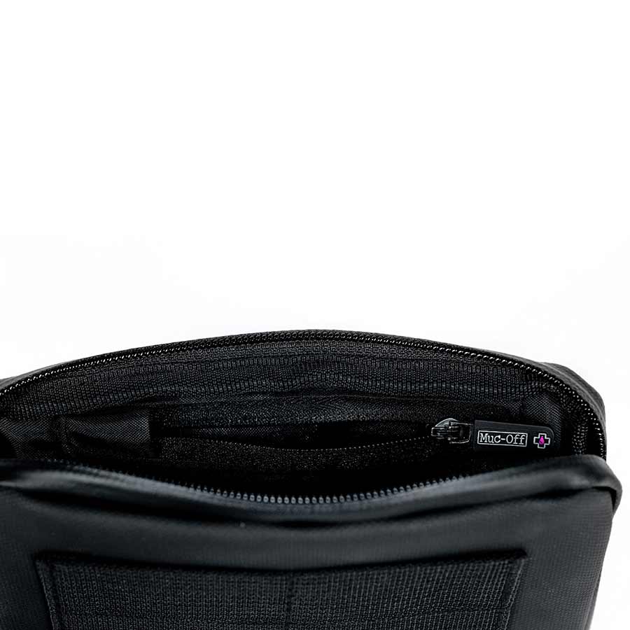 721391-01::5::721391-01::Muc-Off, Étui Rainproof Essentials, Noir