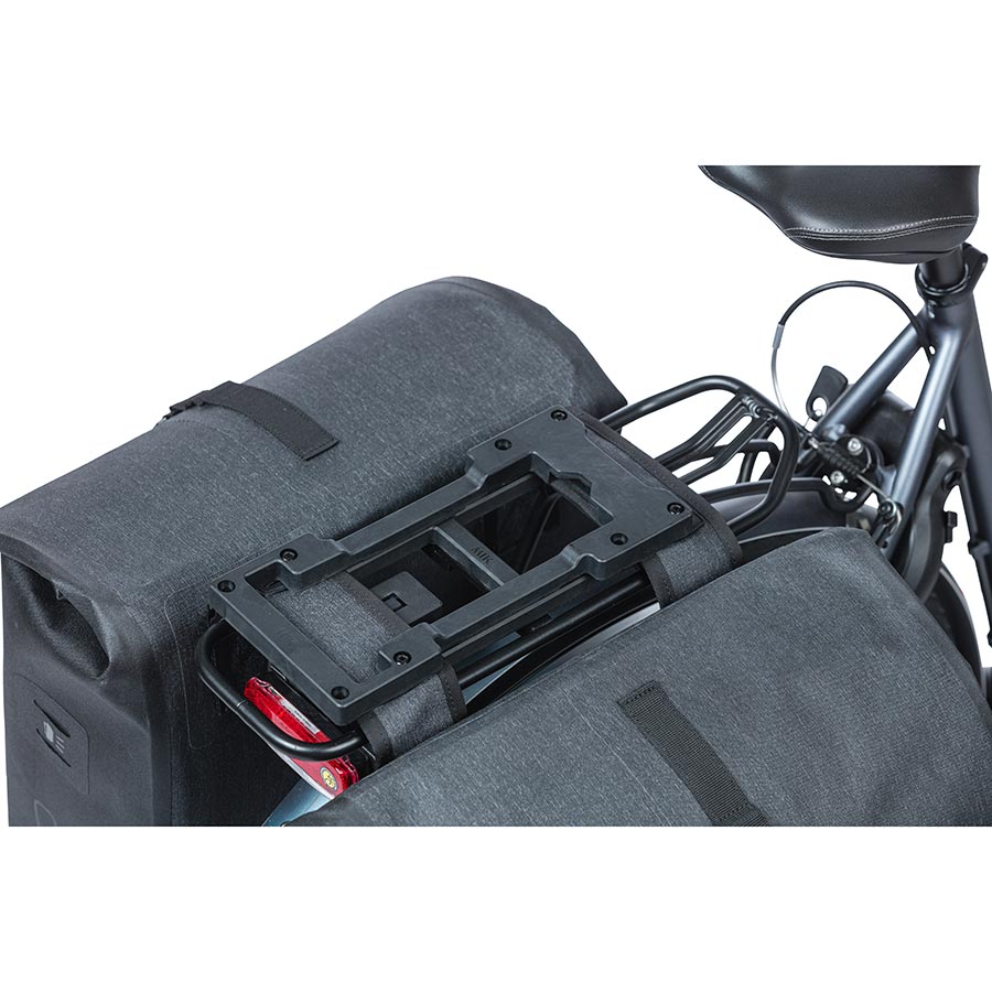 721503-01::5::721503-01::Basil, MIK Double Decker, Plaque Adaptatrice, Noir