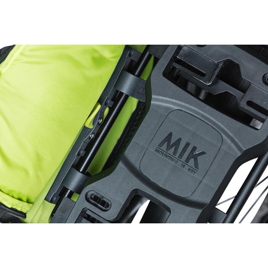 721504-01::9::721504-01::Basil, MIK Attache Saccoches, Porte-Baggages, Noir