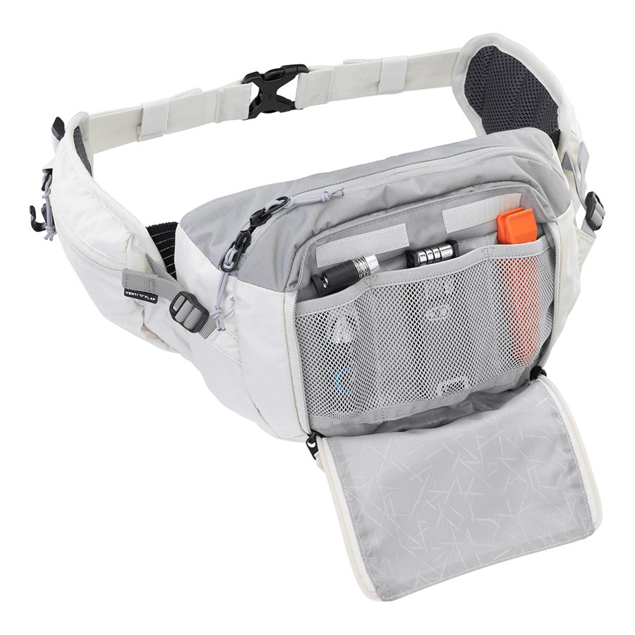721632-03::3::721632-03::EVOC, Hip Pack 3 + Bladder 1.5L, Sac de taille, 3L, Inclus (1.5L), Sable/Pierre