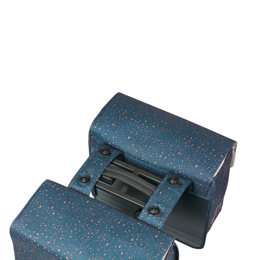 721647-01::3::721647-01::Basil, Flair Double, Sacoche, 35L, Bleu, Paire