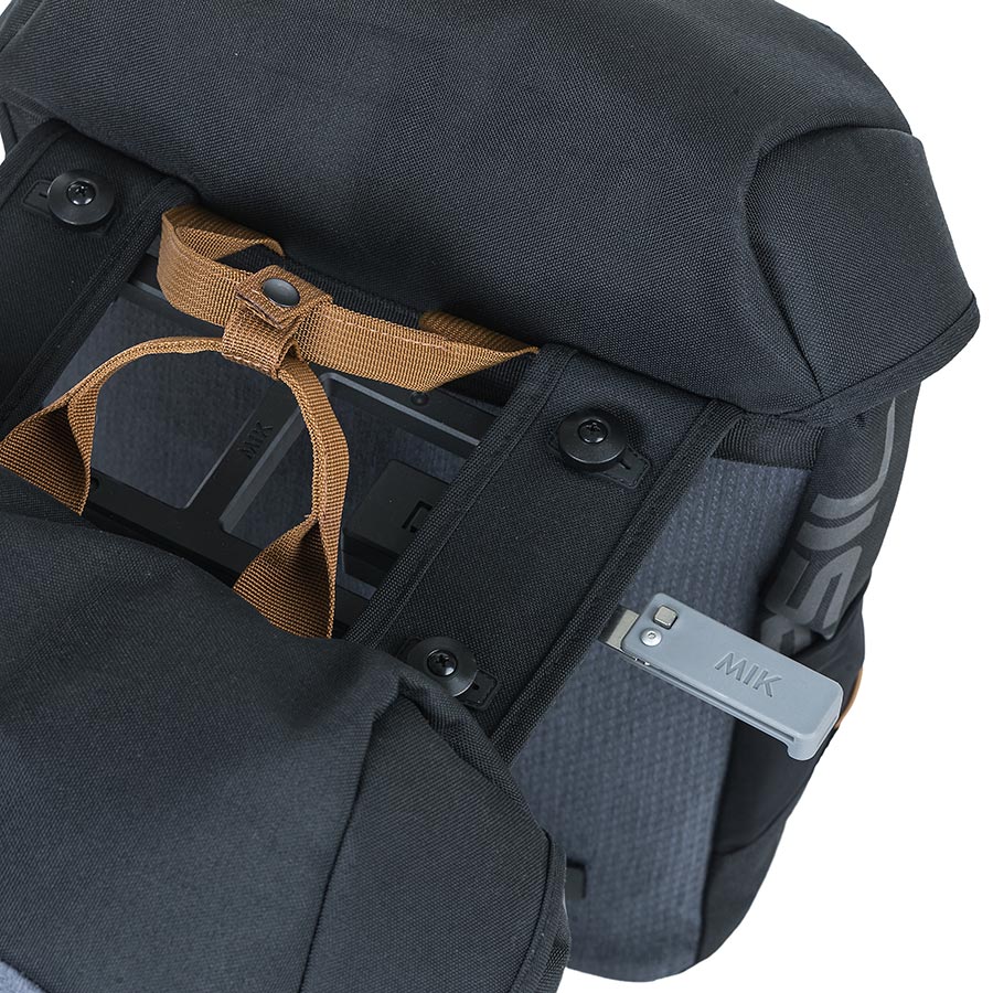 721651-01::4::721651-01::Basil, Miles MIK, Sacoche, 34L, Noir