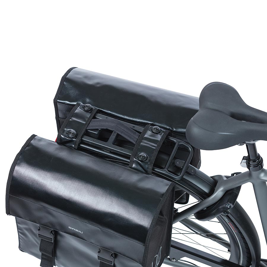 721659-01::6::721659-01::Basil, Urban Double MIK, Sacoche, 48-53L, Noir, Paire