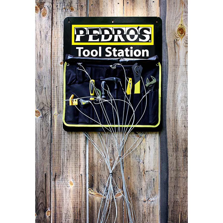 901691-01::0::901691-01::Pedros, Tool Station, Poste public pour réparation de vélo