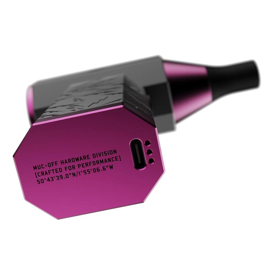 902849-01::4::902849-01::Muc-Off, It Blows