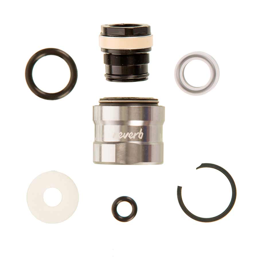 942524-01::0::942524-01::RockShox, Trousse d'entretien 600 heures Reverb AXS