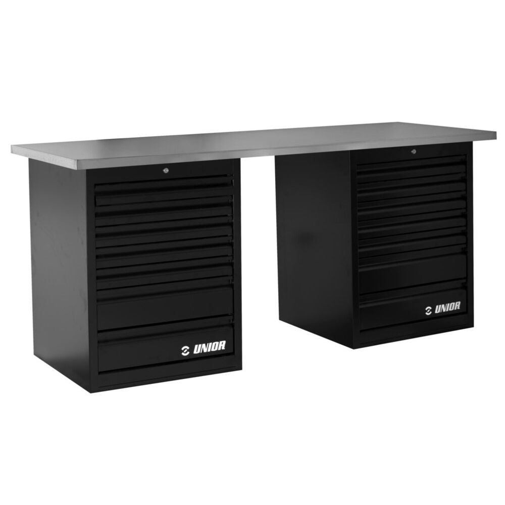U-629897::0::U-629897::ETABLI TECHNIQUE AVEC DEUX ARMOIRES LARGES