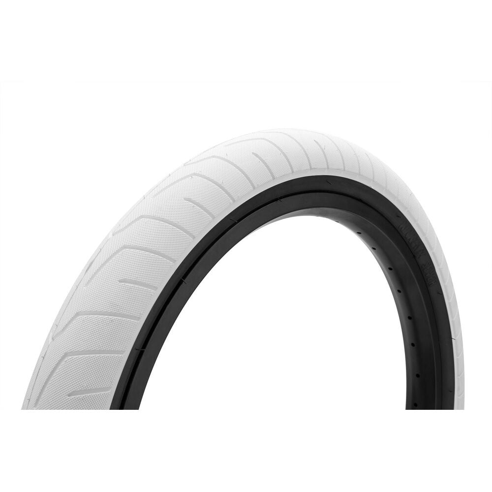 KN-K6730-24WHTBK::0::KN-K6730-24WHTBK::KINK SEVER TIRE 2.4 WHITE W/BLACK WALLS