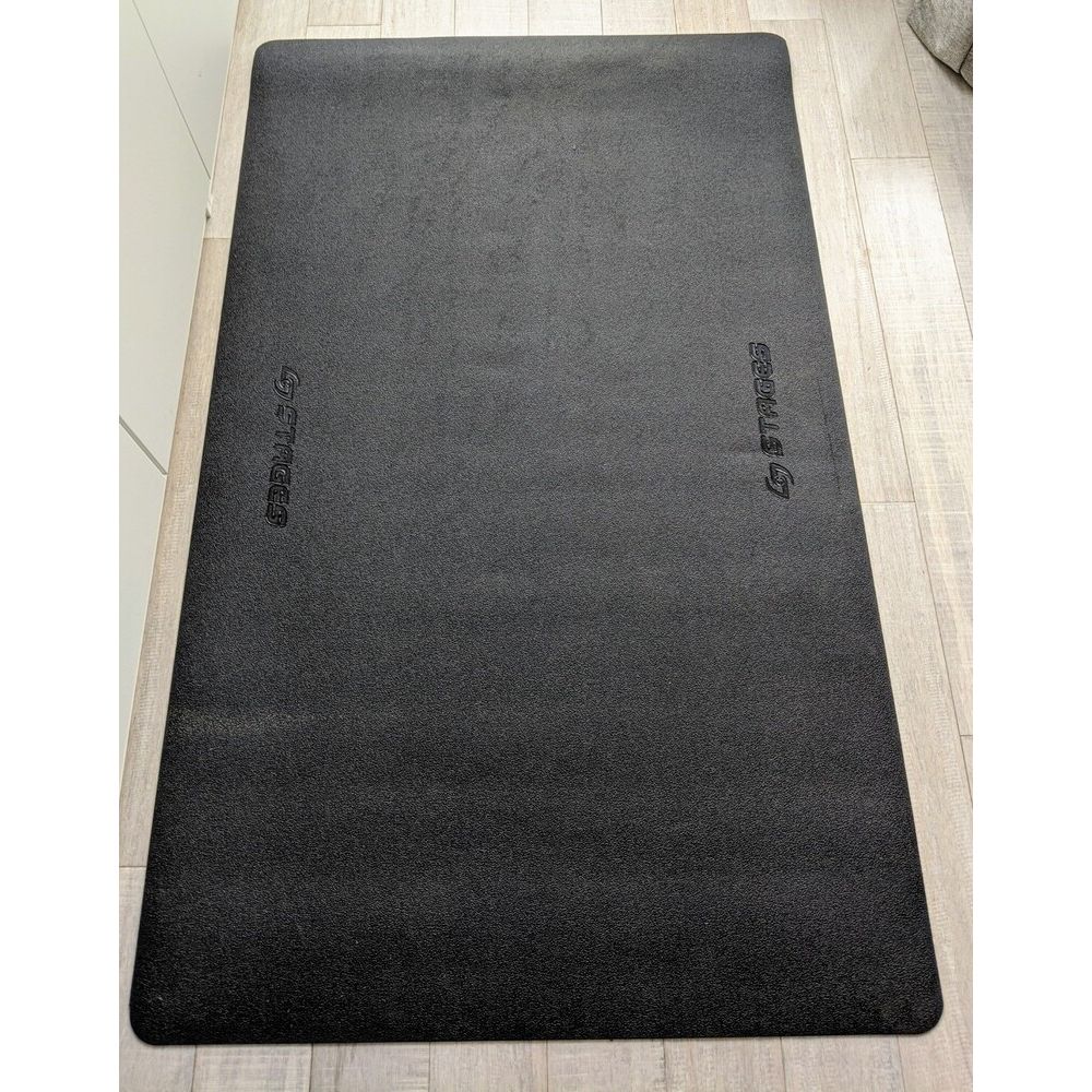 SG-971-0137::0::SG-971-0137::#TAPIS D'ENTRAINEMENT STAGES 70"X36" NOIR