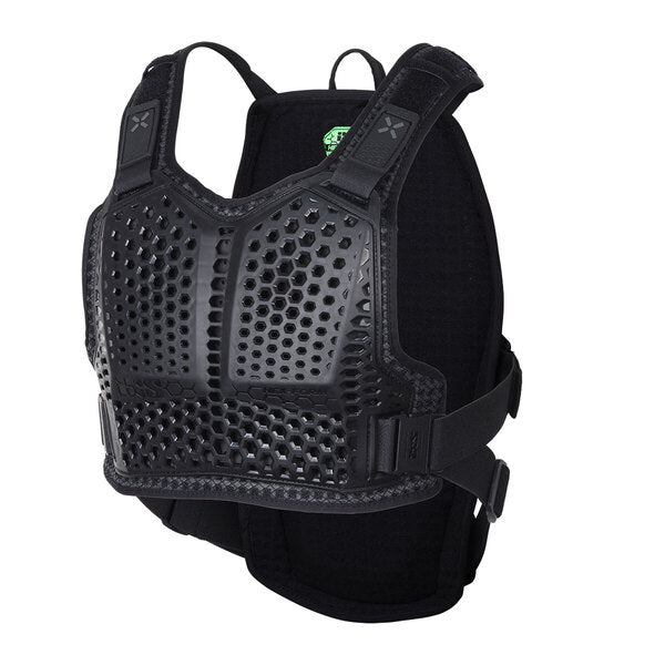 IXS Plastron Hex Form