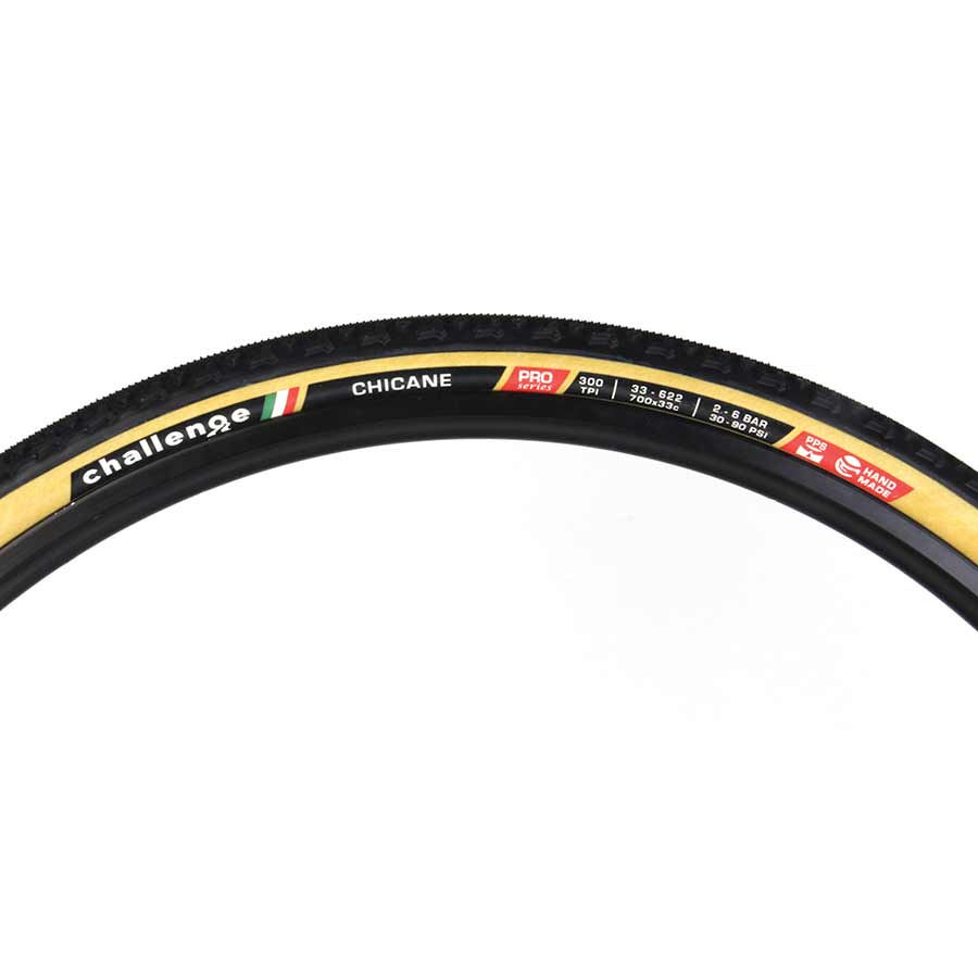 011362-01-700::2::011362-01-700::Challenge, Chicane Pro, Pneu, 700x33C, Pliable, Tringle, Natural, SuperPoly, PPS, 300TPI, Flanc Beige