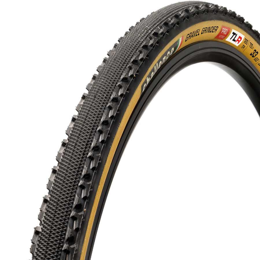 011368-02-700::0::011368-02-700::Challenge, Gravel Grinder Pro, Pneu, 700x33C, Pliable, Tubeless Ready, Smart, SuperPoly, PPS2, 260TPI, Flanc Beige