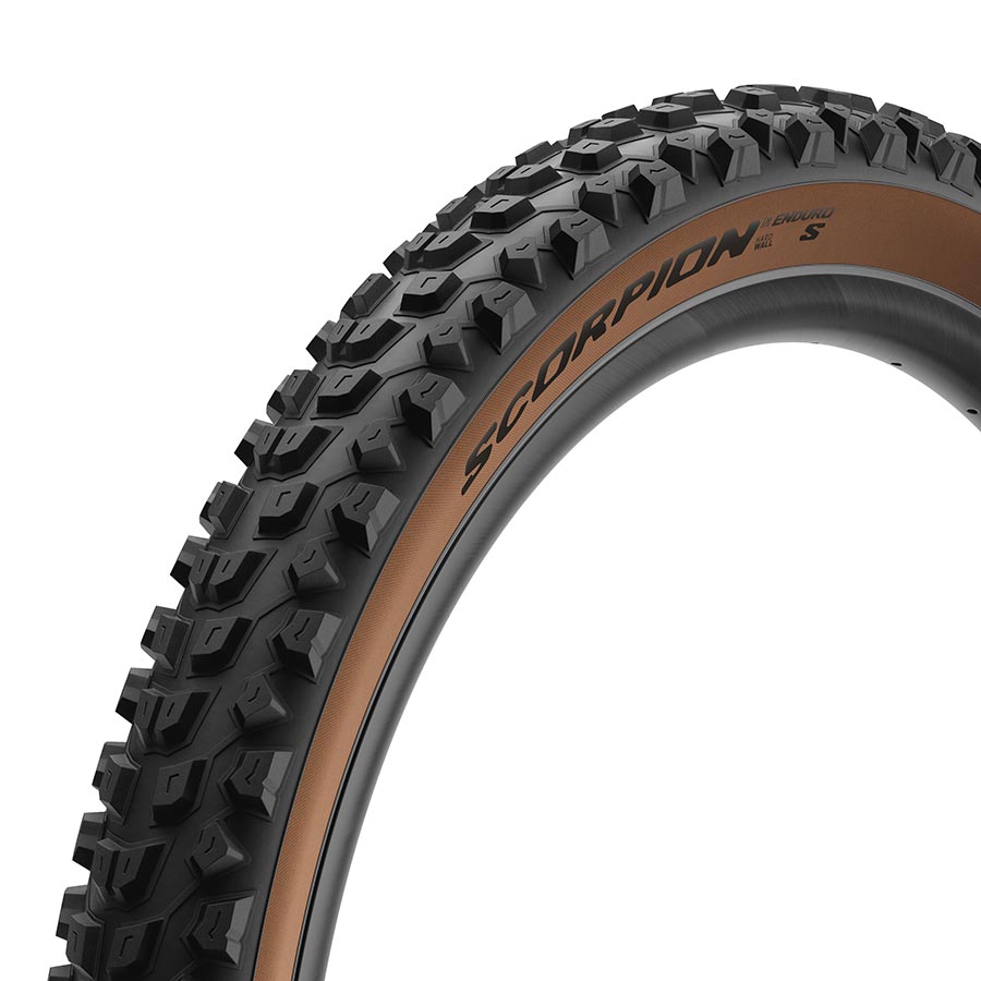 011827-12-29::0::011827-12-29::Pirelli, Scorpion Enduro S, Pneu de VTT, 29''x2.40, Pliable, Tubeless Ready, SmartGRIP Gravity, ProWALL, 60TPI, Flanc Beige