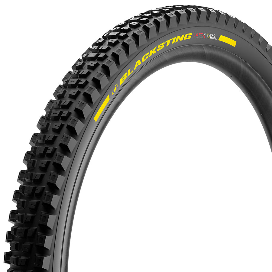 012204-08-275::0::012204-08-275::Pirelli, Scorpion BLACKSTING, Pneu de VTT, 27.5''x2.40, Pliable, Tubeless Ready, Soft, ProWALL, 60TPI, Noir