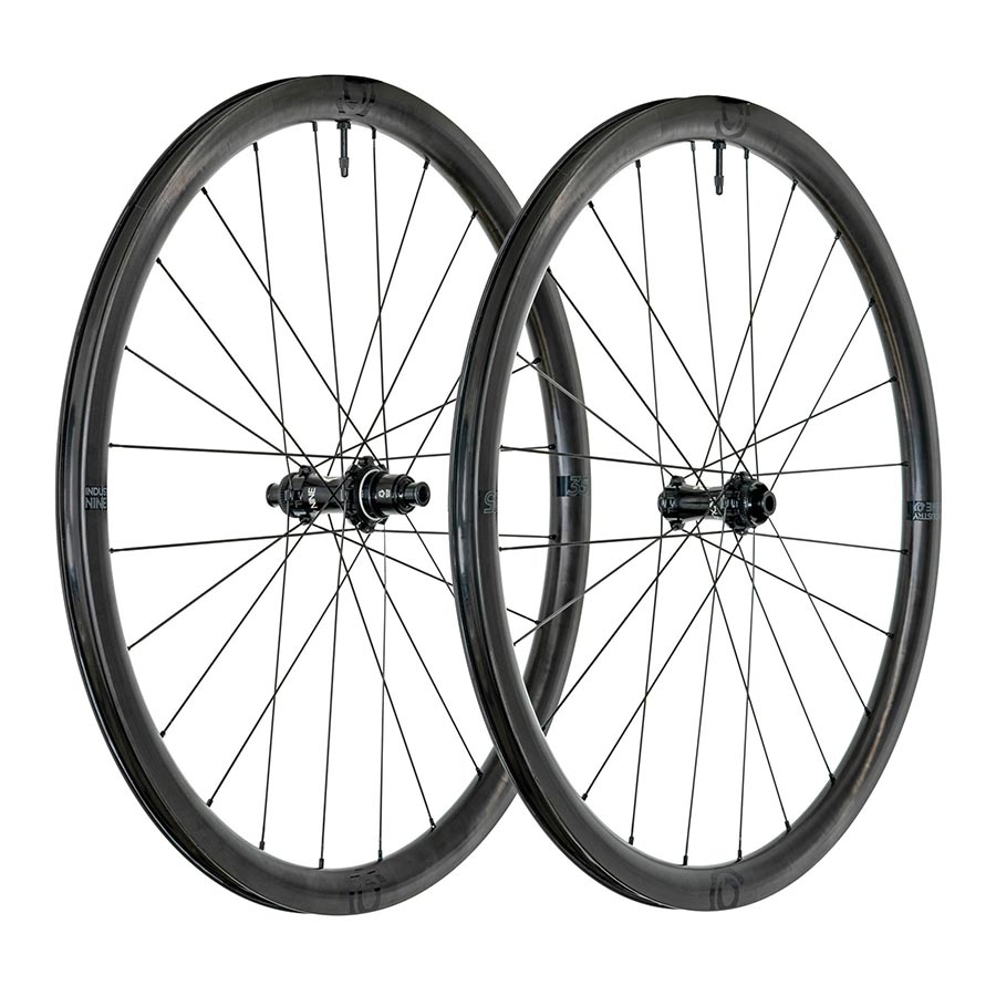 042052-02-700::0::042052-02-700::Industry Nine, Solix SL i9 35, Roue, Avant et Arrière, 700C / 622, Trous: Av: 24, Arr: 24, Av: 12mm, Arr: 12mm, Av: 100, Arr: 142, Disque Center Lock, SRAM XD-R, Ensemble