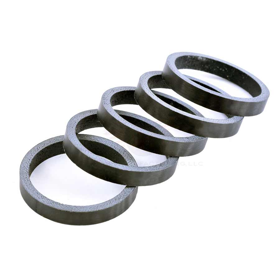 150485-02::0::150485-02::Wheels Manufacturing, Espaceur de direction en carbone mat, 1-1/8'', Hauteur: 5mm, Carbone, Noir, 5pcs