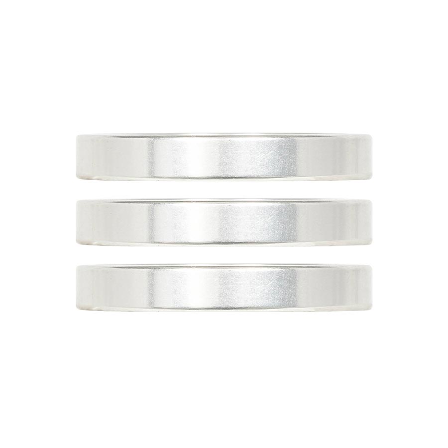 150532-02::0::150532-02::Industry Nine, iRiX, Espaceur pour jeu de direction, 1-1/8'', Hauteur: 5mm, Aluminium, Argent, 3pcs