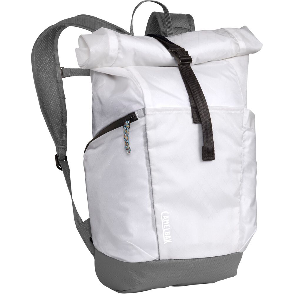 C-2171101000::3::C-2171101000::#PIVOT ROLL TOP PACK BRIGHT WHITE