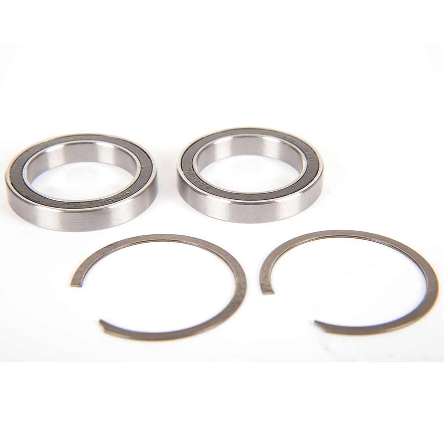 380308-01::0::380308-01::Wheels Manufacturing, BB30 AC, Roulement ACB et anneau élastique