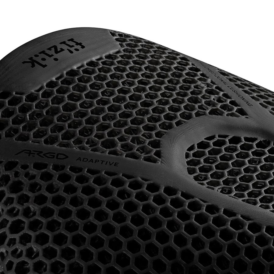551173-02::5::551173-02::Fizik, Vento Argo R1 Adaptive, Selle, 265 x 150mm, Noir