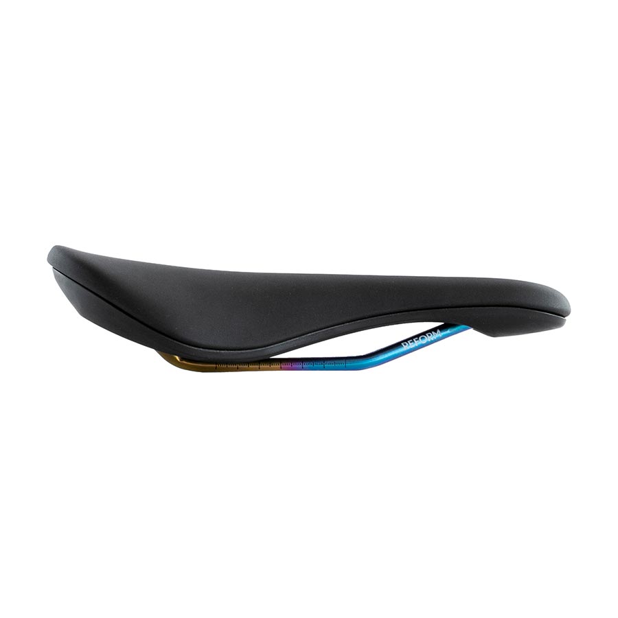 551259-01::0::551259-01::Reform Saddles, Tantalus, Selle, 245 x 142mm, Unisexe, 230g, Noir, Sans bloc d'alimentation