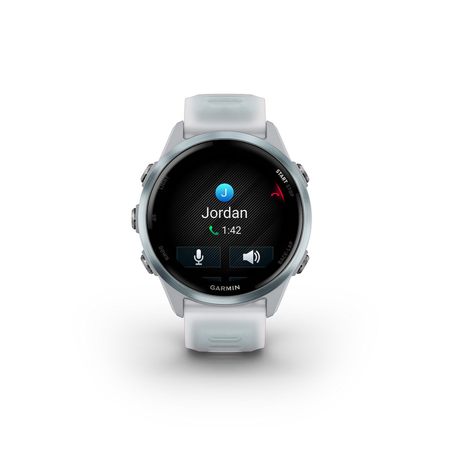 650552-02::3::650552-02::Garmin, Forerunner 570 42mm, Montre, Couleur de la montre: Bleu Nuage, Bracelet: Pierre Blanche Translucide/Bleu Nuage - Silicone