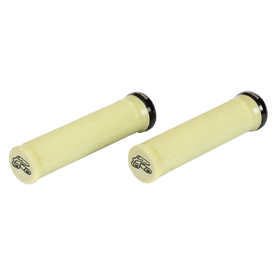 670844-03::0::670844-03::Renthal, SC Lock-On, Poignées, 130mm, Crème aramide