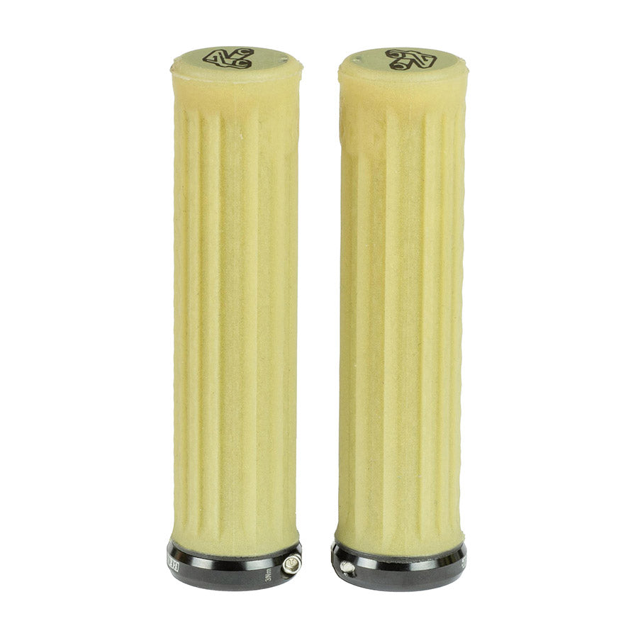 670845-02::1::670845-02::Renthal, SC Traction, Poignées, 130mm, Crème aramide