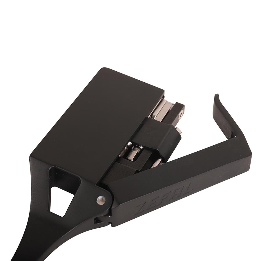 710205-01::1::710205-01::Zefal, AFA 8 Plus, Support de porte-bidon, Multi Tool: Hex 2/2.5/3/4/5/6, T25, Tourne Vis Plat, Outil à Chaine, Ouvre Bouteille
