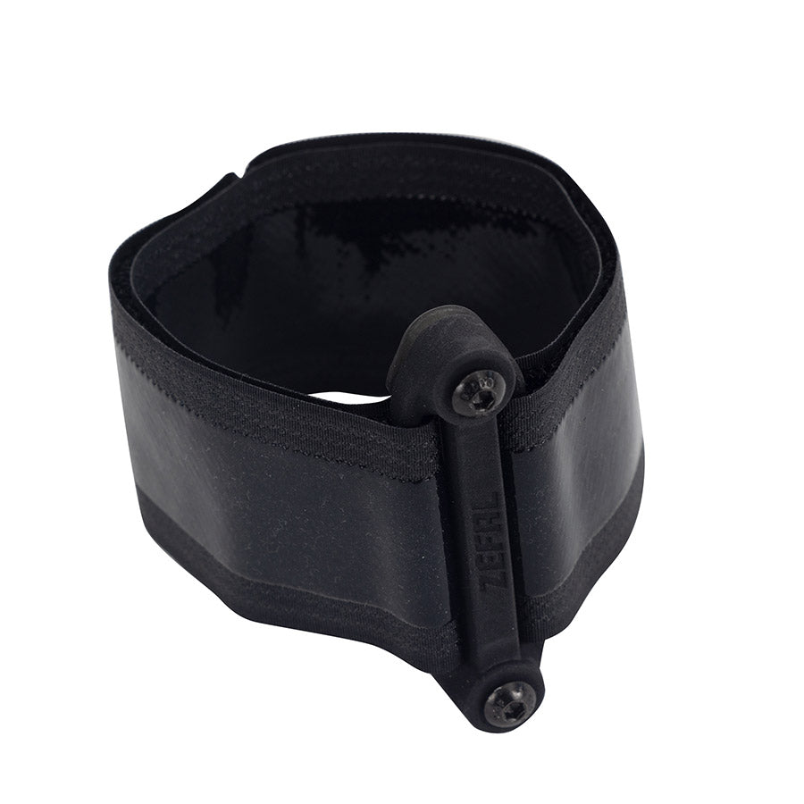 710270-01::1::710270-01::Zefal, Universal, Support de porte-bidon, Noir