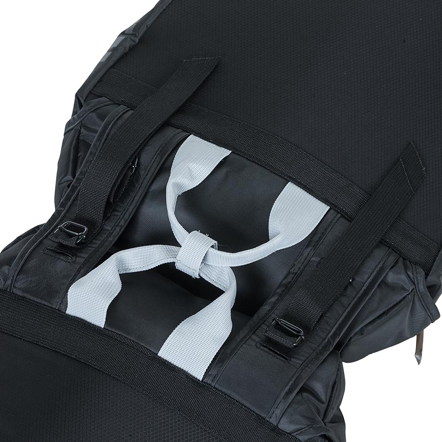 721108-02::3::721108-02::Basil, Miles Double Bag, Sacoche, 34L, Noir/Vert