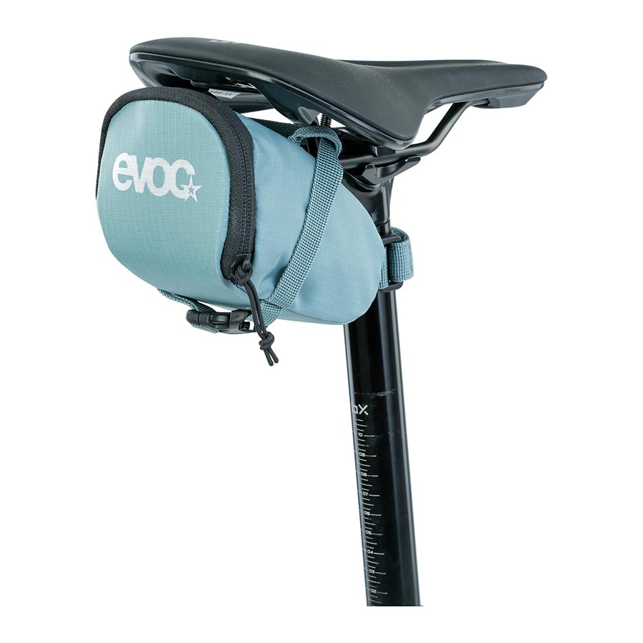 721292-04::2::721292-04::EVOC, Seat Bag M, Sac de selle, 0.7L, Bleu
