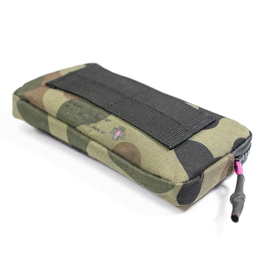 721330-01::2::721330-01::Muc-Off, Étui Essentials, Camo
