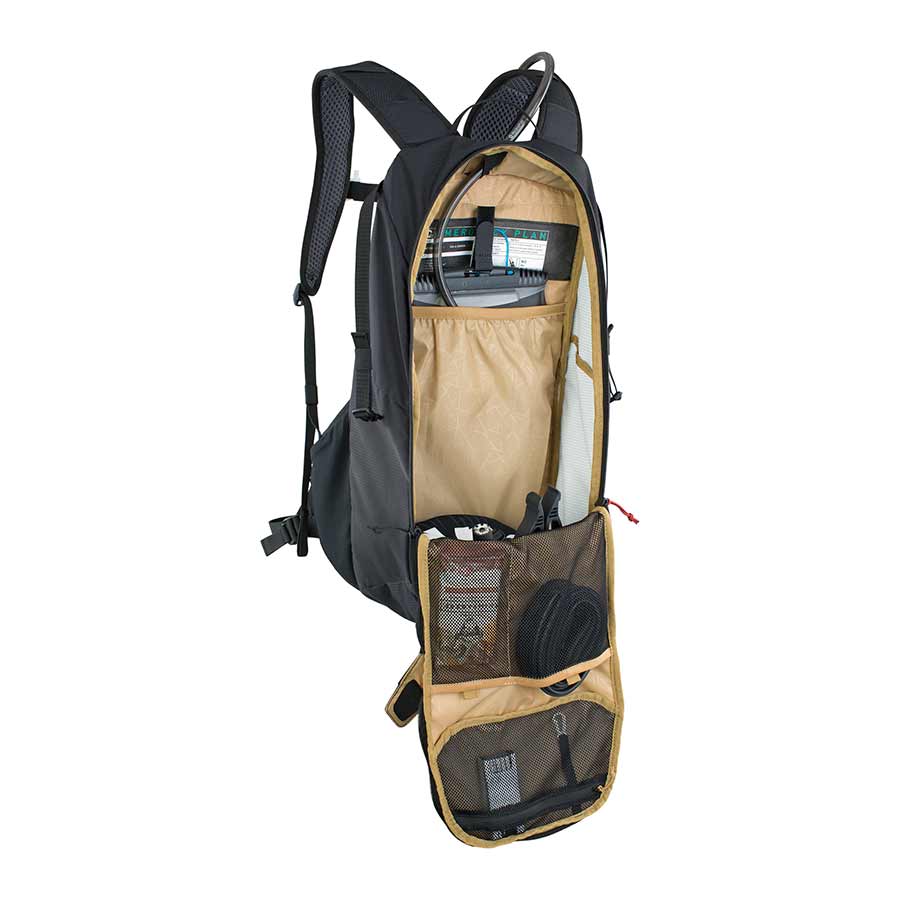 721367-01::5::721367-01::EVOC, Ride 16, Sac d'hydratation, Volume: 16L, Réservoir: Non inclus, Noir