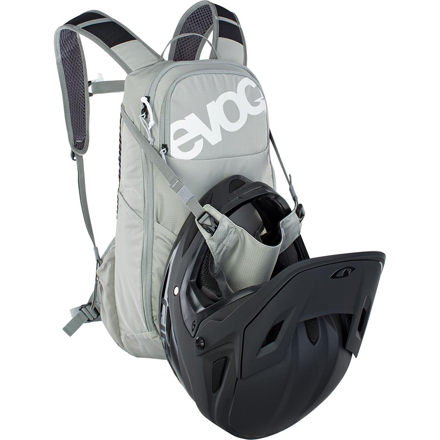 721368-05::4::721368-05::EVOC, Ride 12, Sac d'hydratation, Volume: 12L, Réservoir: Inclus (2L), Pierre