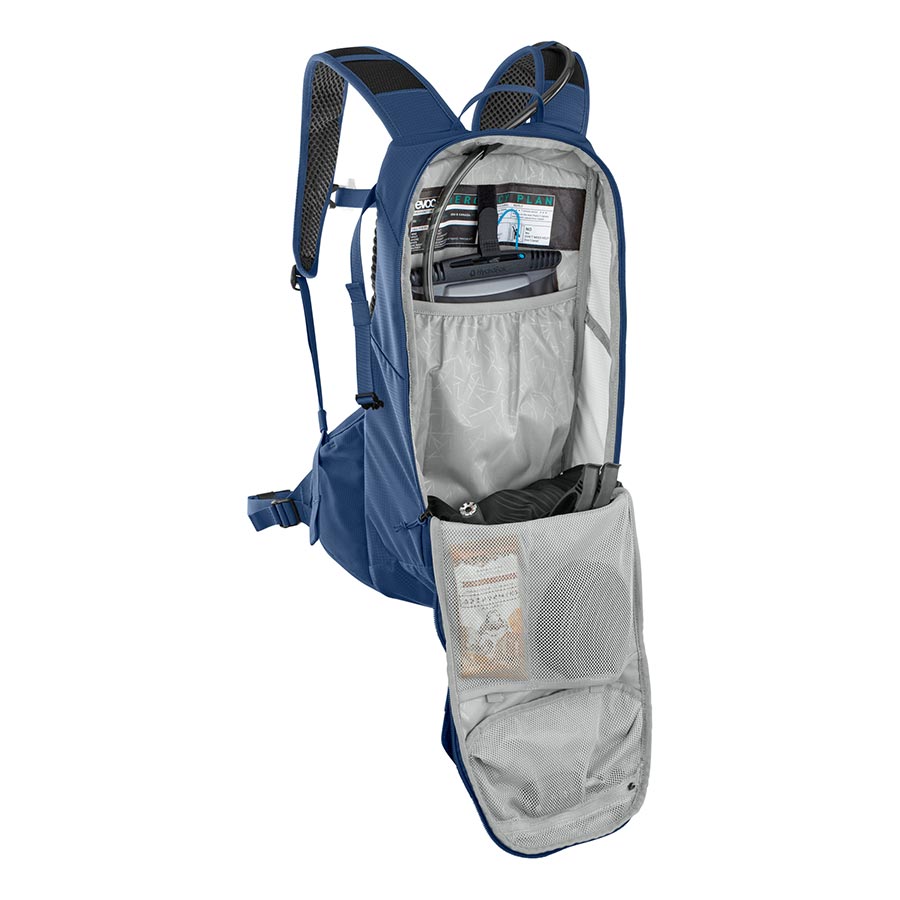 721368-09::2::721368-09::EVOC, Ride 12, Sac d'hydratation, Volume: 12L, Réservoir: Inclus (2L), Denim