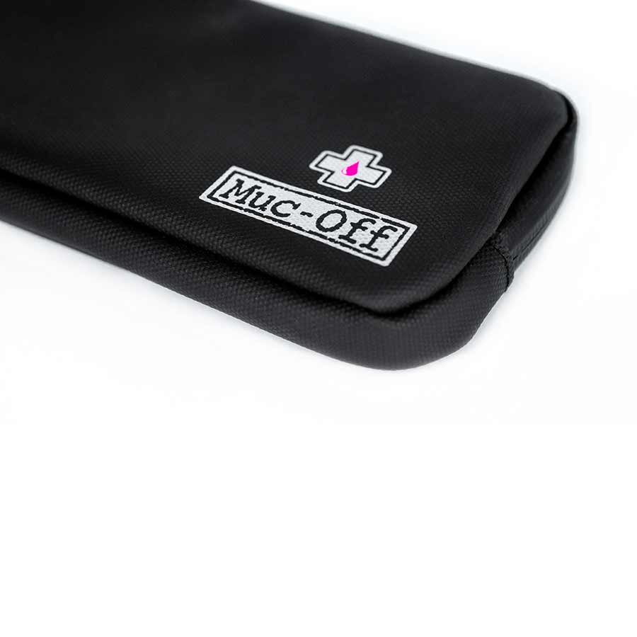 721391-01::3::721391-01::Muc-Off, Étui Rainproof Essentials, Noir