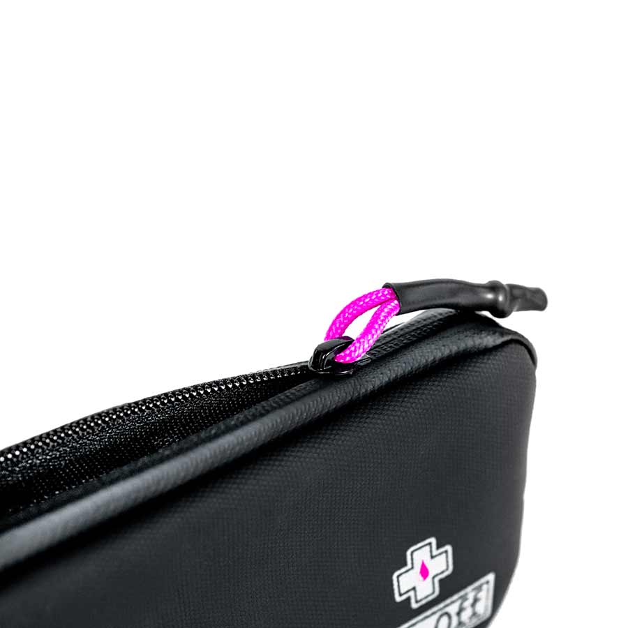 721391-01::6::721391-01::Muc-Off, Étui Rainproof Essentials, Noir