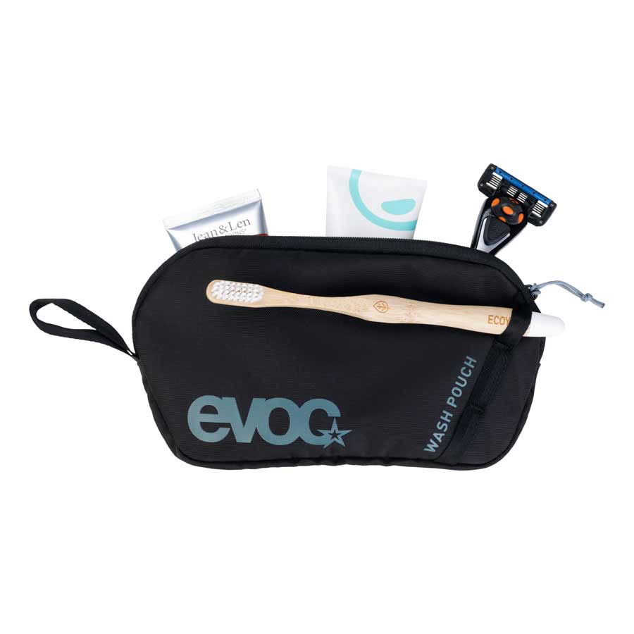 721509-03::8::721509-03::EVOC, Explorer Pro 26, Sac d'hydratation, Volume: 26L, Réservoir: Non inclus, Noir