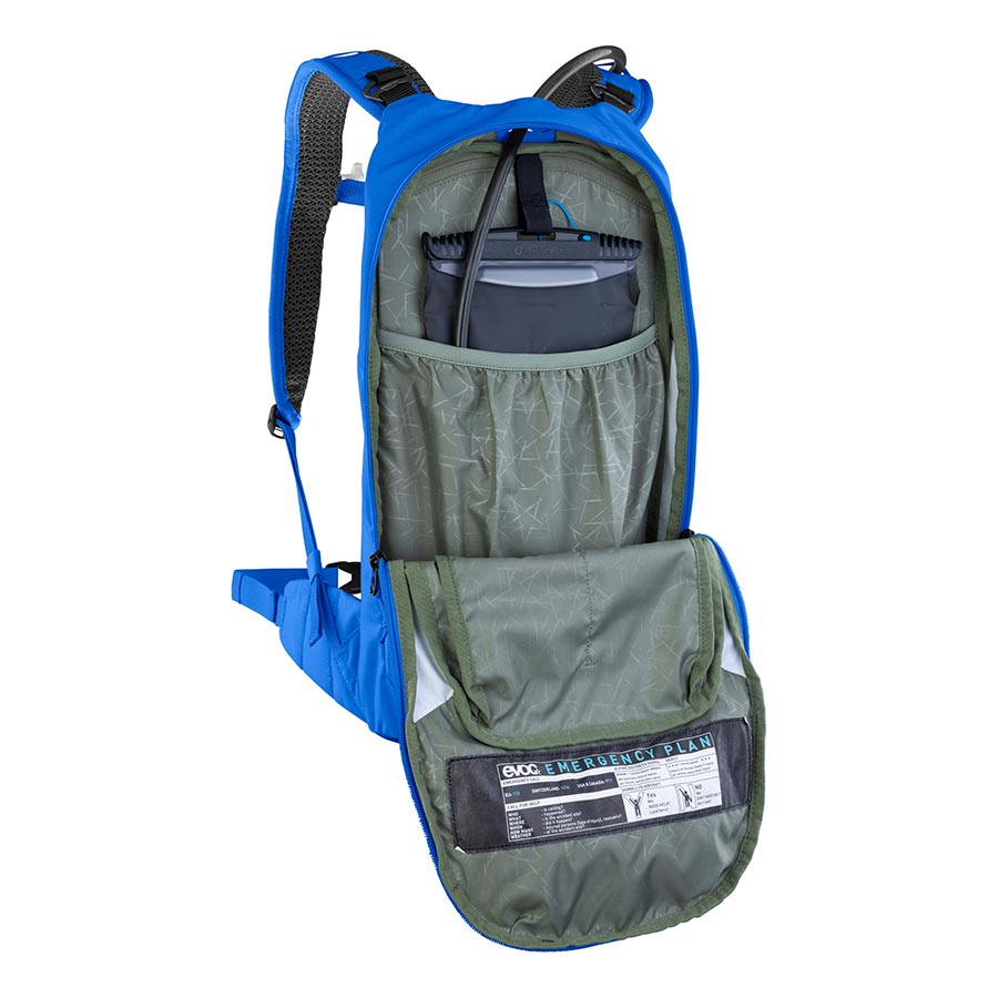 721512-04::4::721512-04::EVOC, Stage 6 + Réservoir 2L, Sac d'hydratation, Volume: 6L, Réservoir: Inclus (2L), Bleu Royal