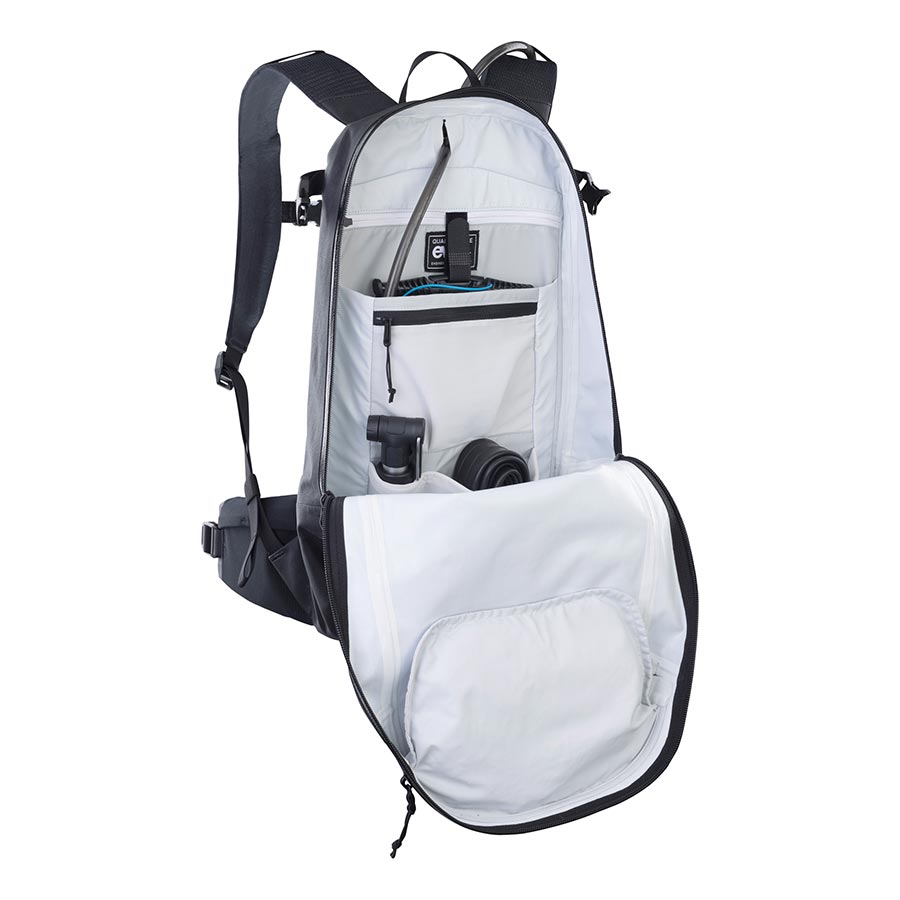 721629-01::5::721629-01::EVOC, Allride 3D WP 16, Sac à dos, 16L, Noir