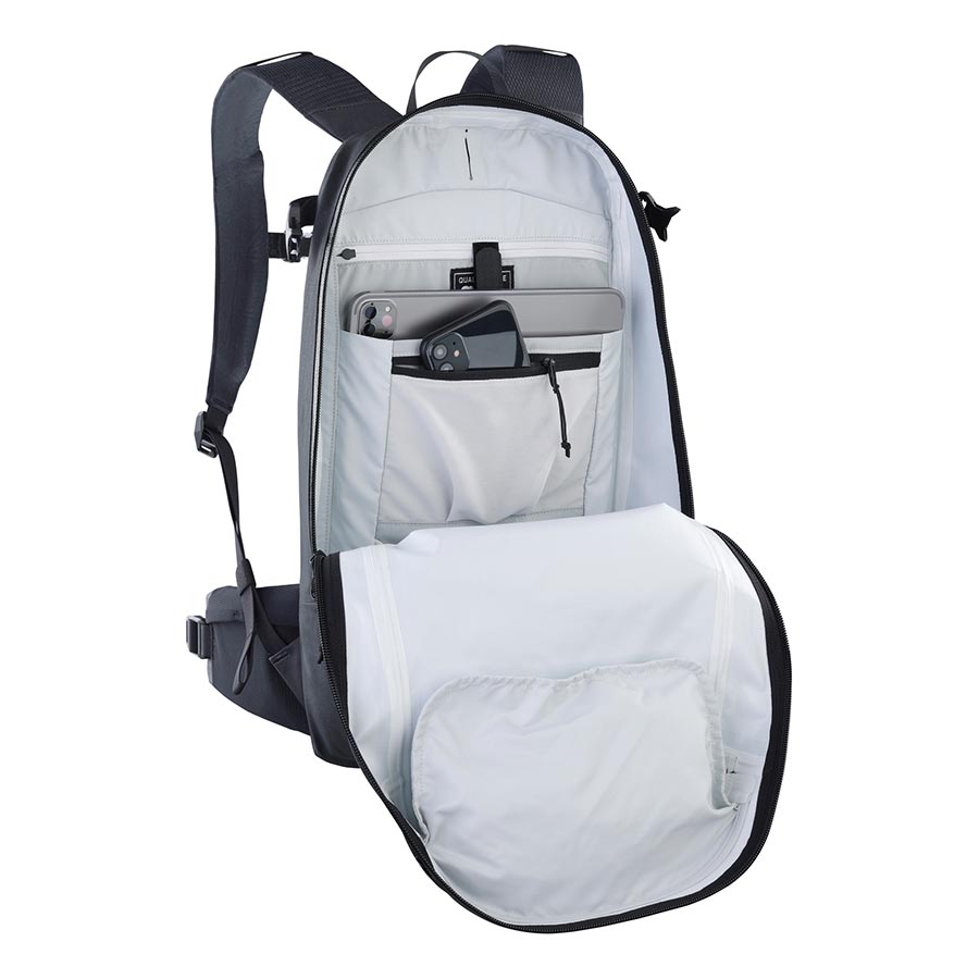 721629-01::6::721629-01::EVOC, Allride 3D WP 16, Sac à dos, 16L, Noir