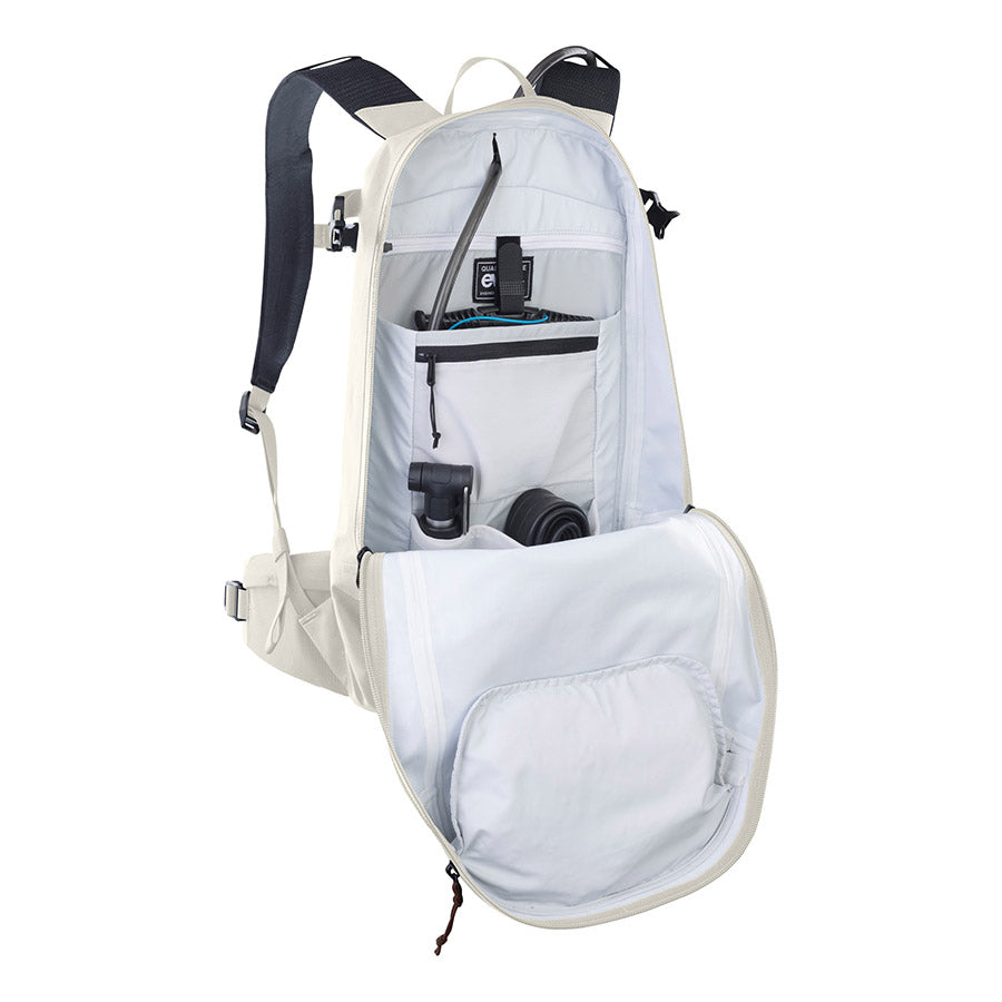 721629-02::7::721629-02::EVOC, Allride 3D WP 16, Sac à dos, 16L, Sable