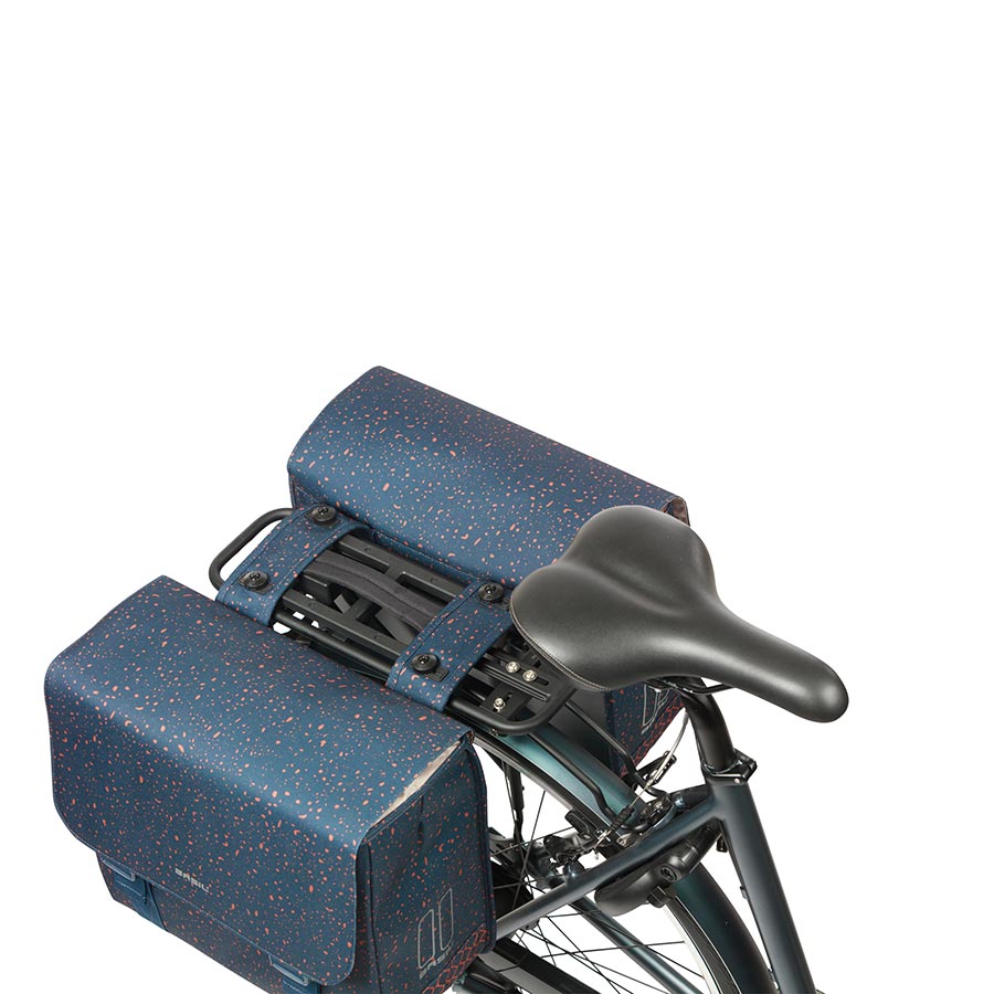 721647-01::5::721647-01::Basil, Flair Double, Sacoche, 35L, Bleu, Paire