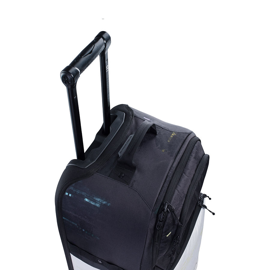 721683-02::5::721683-02::EVOC, World Traveller 125, 125L, Multicolore