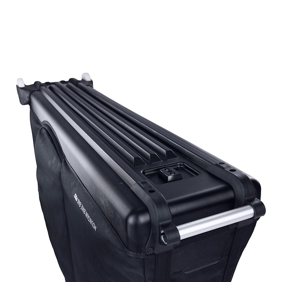 721707-01::11::721707-01::EVOC, Mountain Bike Bag Pro, Noir