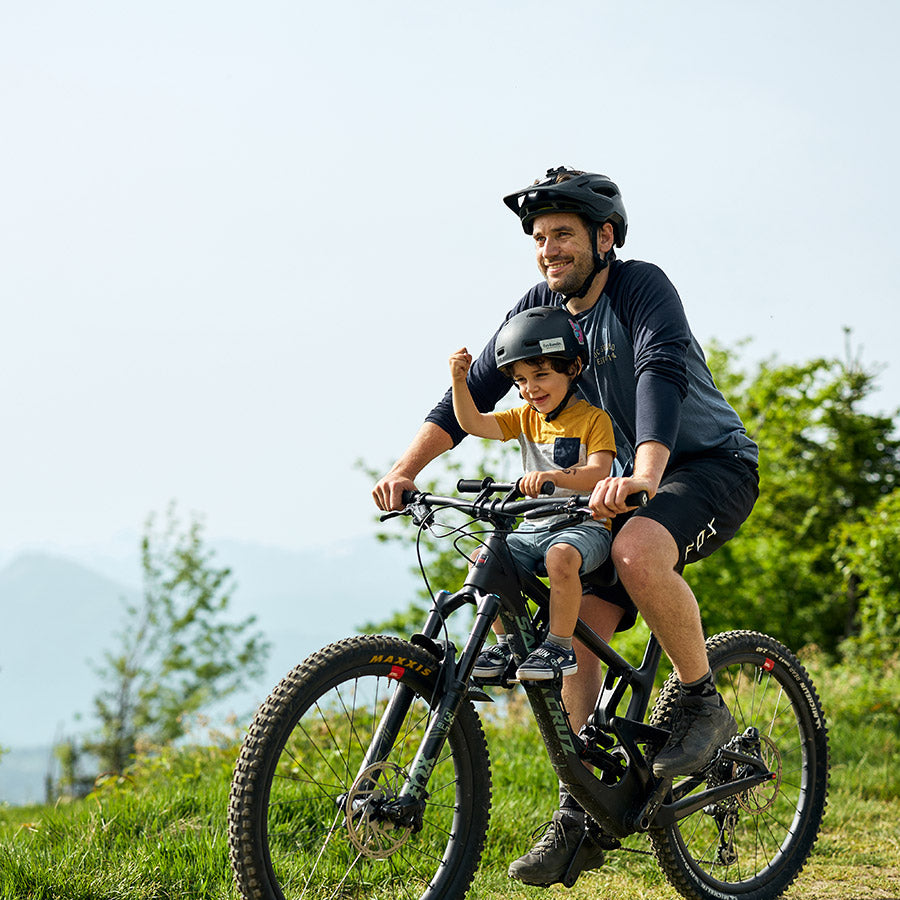 Shotgun Combo Box, Frame-mounted child seat